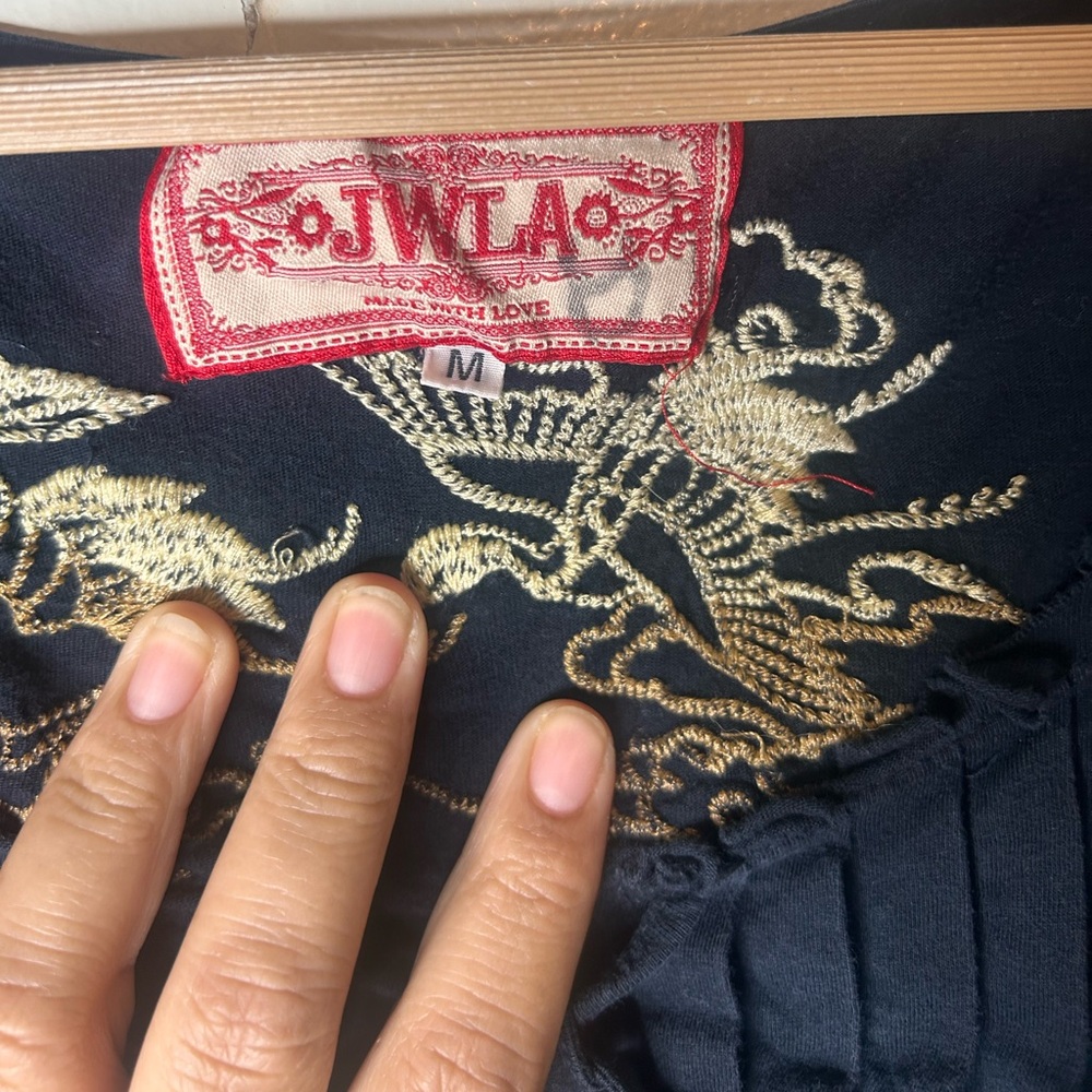 JWLA Long sleeve floral crane embroidered top - Picture 2 of 12